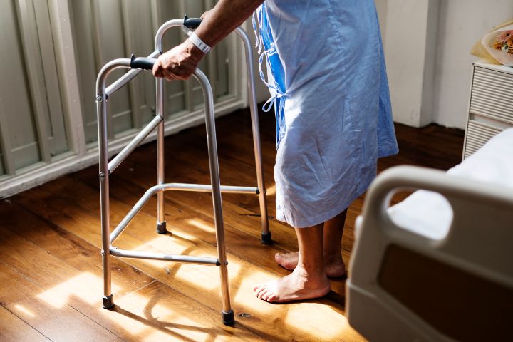 changing incontinence pad