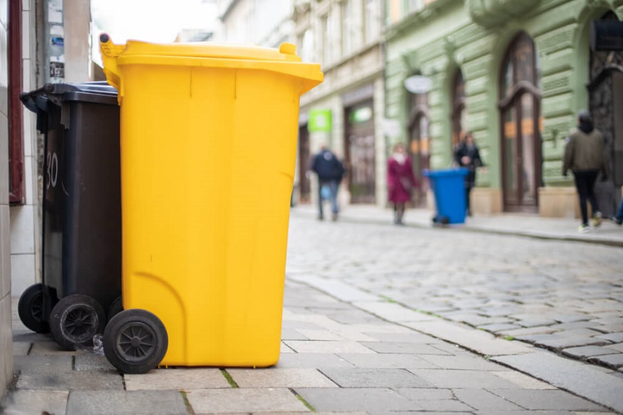 yellow bin for biohazard disposal